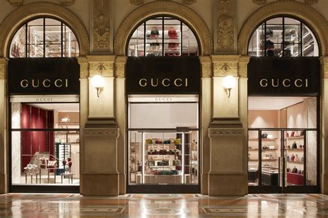 italian gucci shop